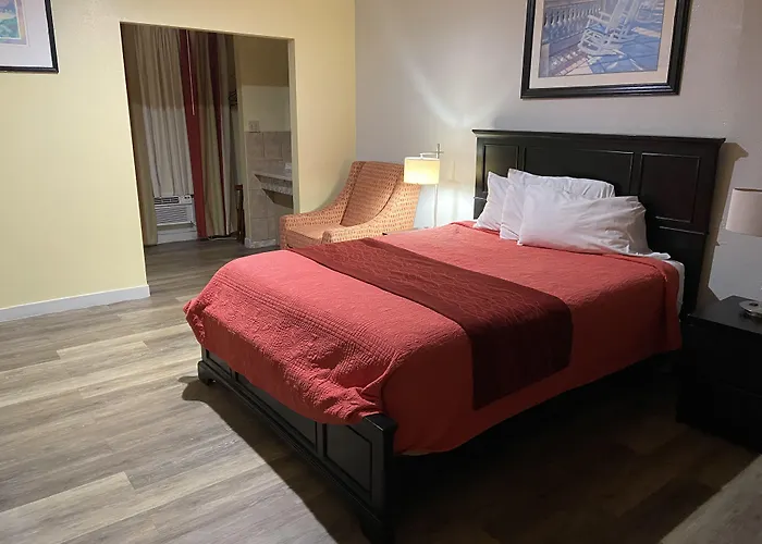 Pets Allowed Hotel Delux Inn